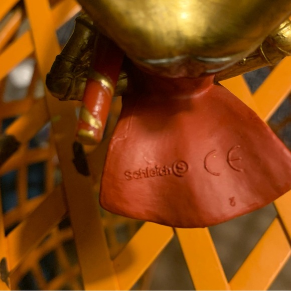 Schleich Knights Figurine- Tournament Knight red with Lance retired item 70019 - Picture 7 of 7